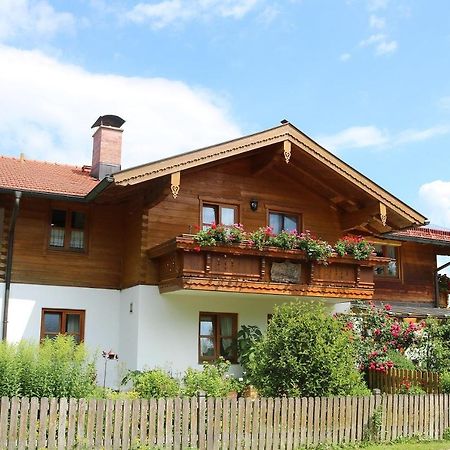 Haus Blumenfeld-Schwaiger Lägenhet Übersee Exteriör bild